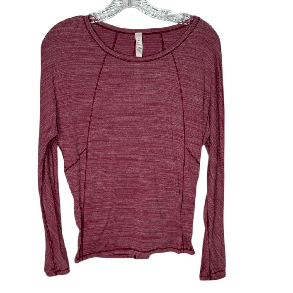 lululemon athletica Heathered Ruby Red “Set To‎ Sweat” Long Sleeve Top. Size 4.